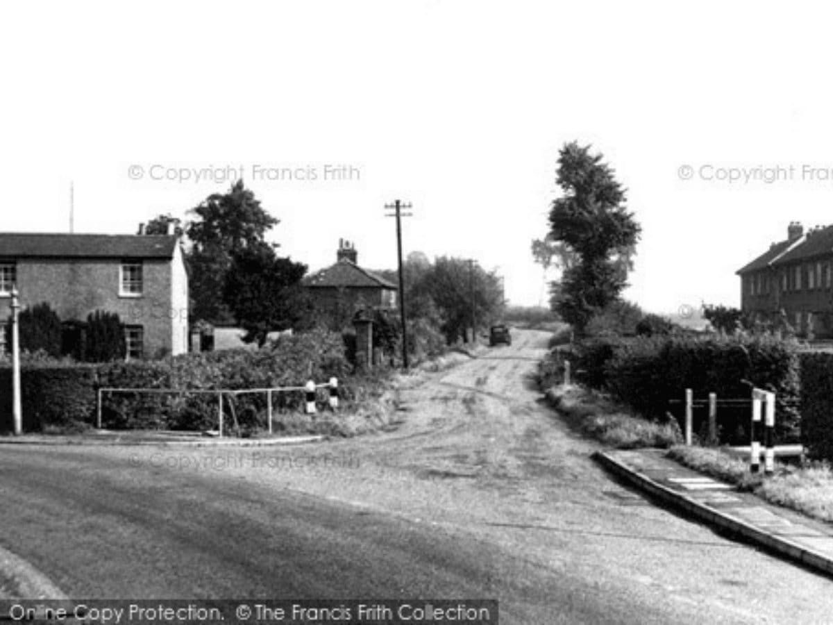 Old photo of Stanwell Moor by Francis Frith